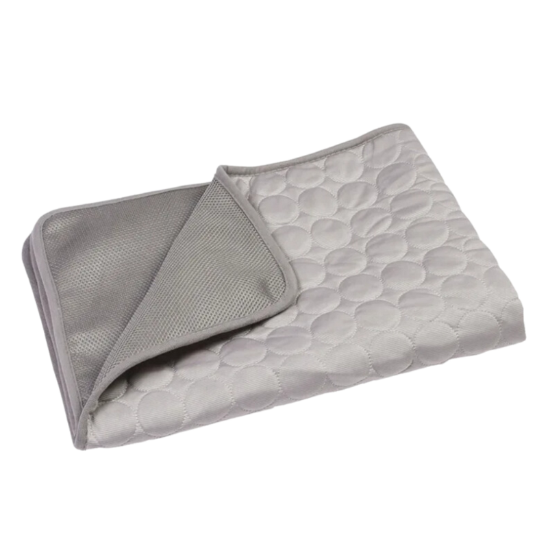 Tapis rafraîchissant en soie pour animaux de compagnie